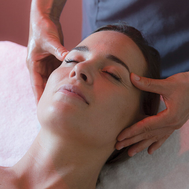 soin-contour-yeux-paris